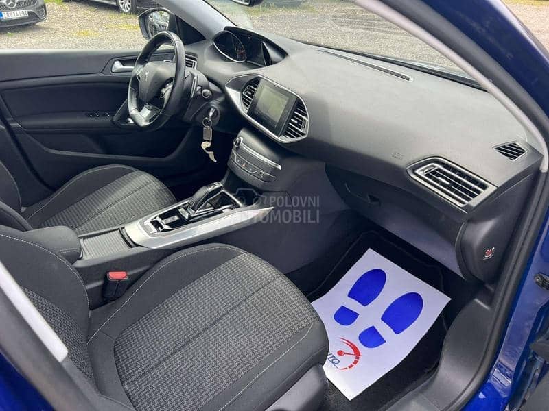 Peugeot 308 112eRATA AUT