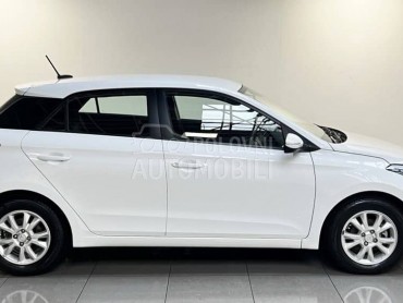 Prskalice brisača za Hyundai i20 od 2015. do 2018. god.