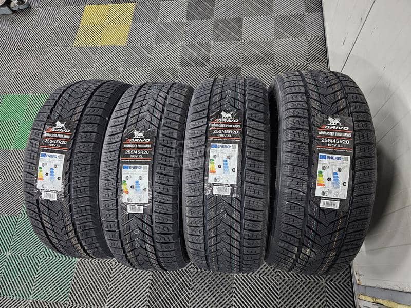 Ostalo 255/45 R20 Zimska