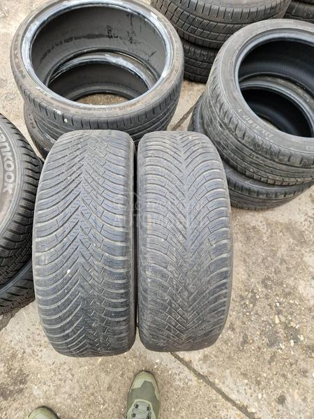 Vredestein 205/60 R16 Zimska