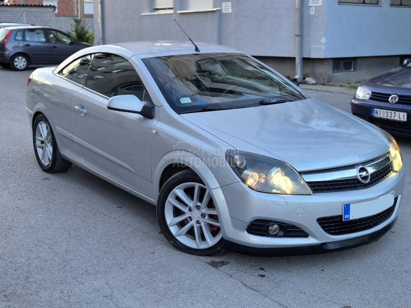 Opel Astra H COSMO