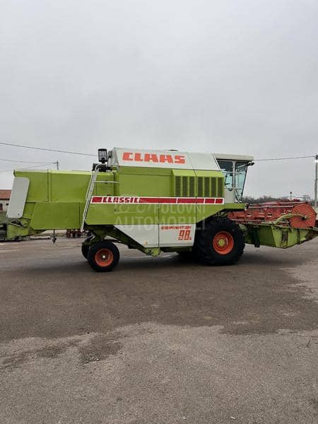 Claas DOMINATOR 98s