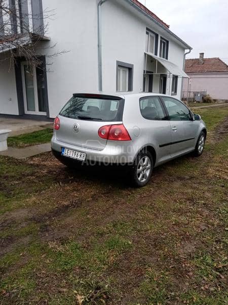 Volkswagen Golf 5 