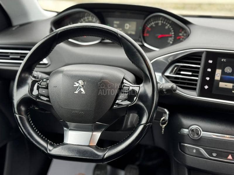 Peugeot 308 1.6BlueHdi