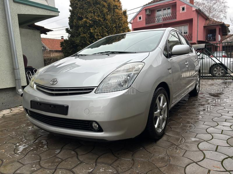 Toyota Prius CH