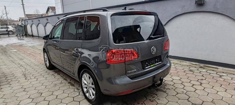 Volkswagen Touran 