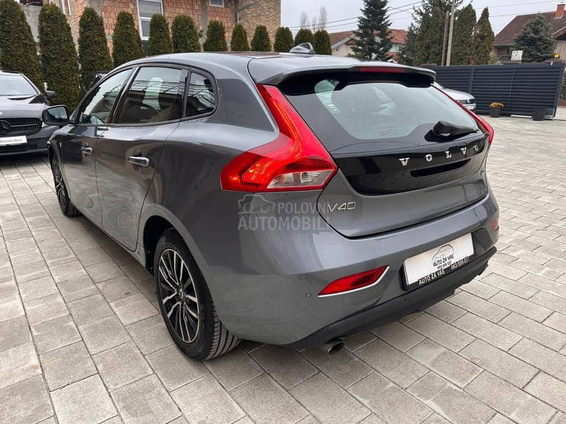 Volvo V40 2.0d // FUL //