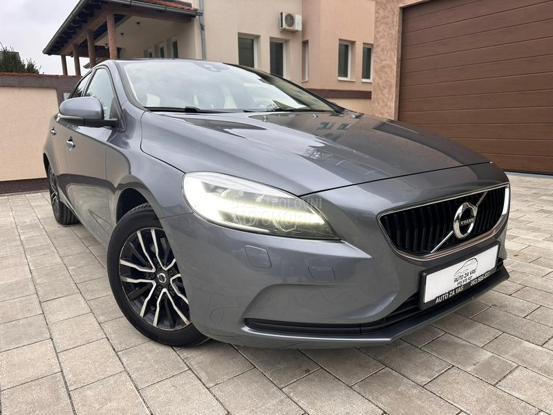 Volvo V40 2.0d // FUL //