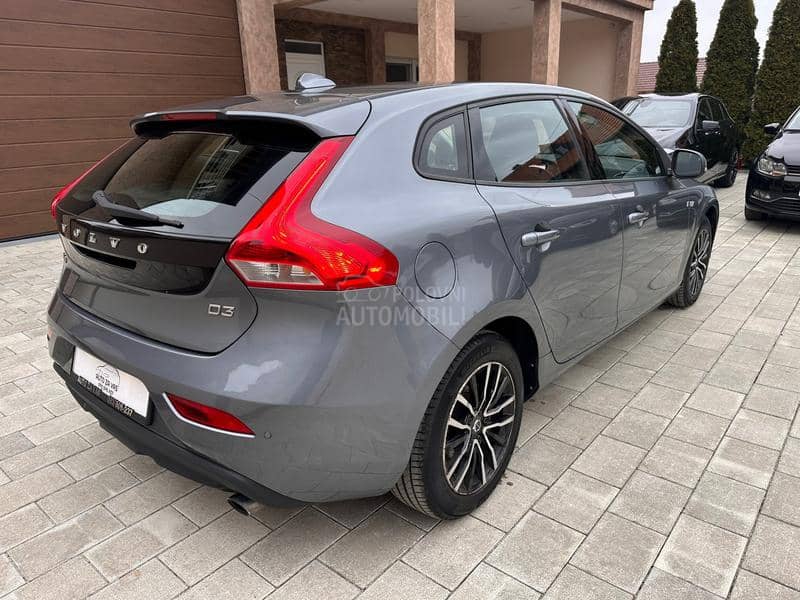 Volvo V40 2.0d // FUL //