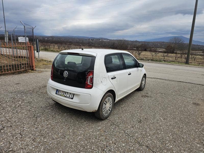 Volkswagen up! 