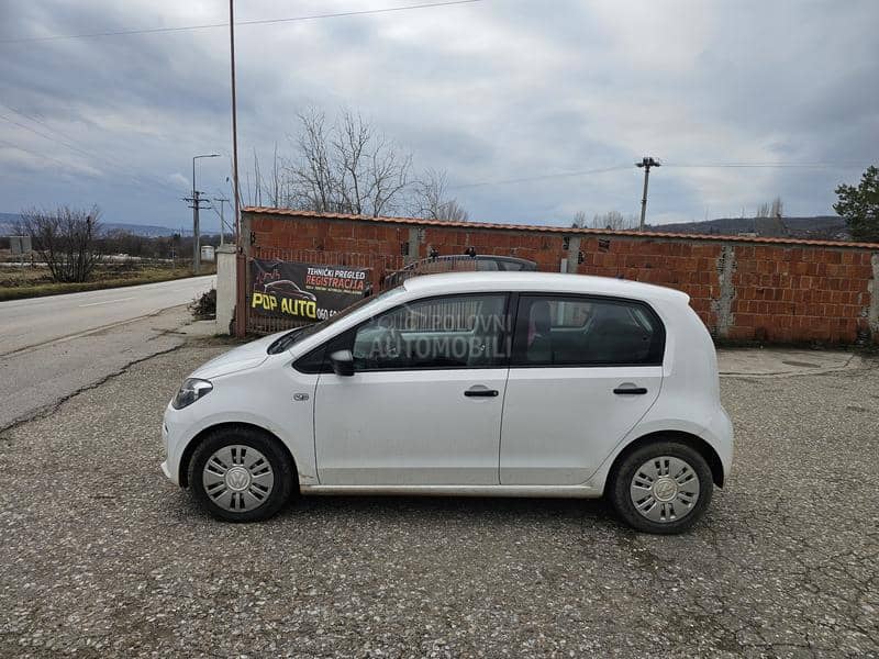 Volkswagen up! 