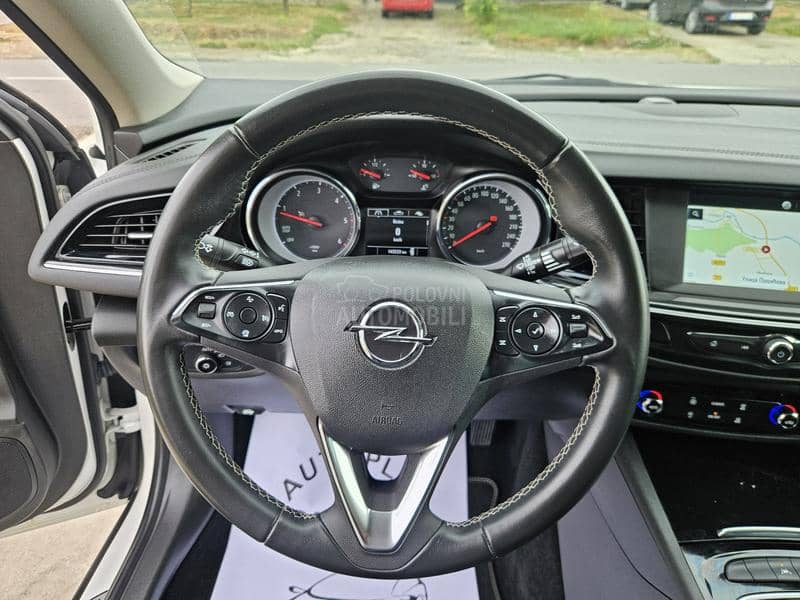 Opel Insignia 1.6 CDTI GRAND SPORT