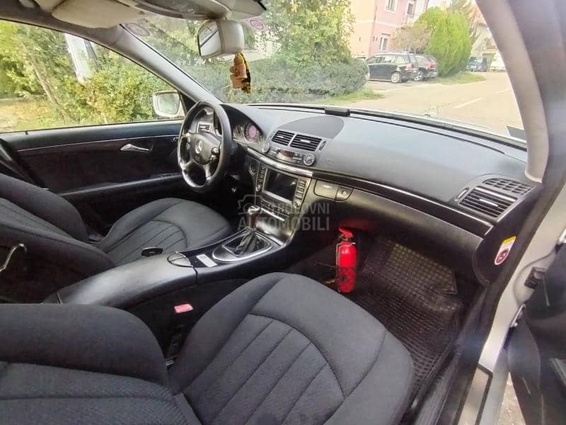 Mercedes Benz E 200 COMPRESSOR