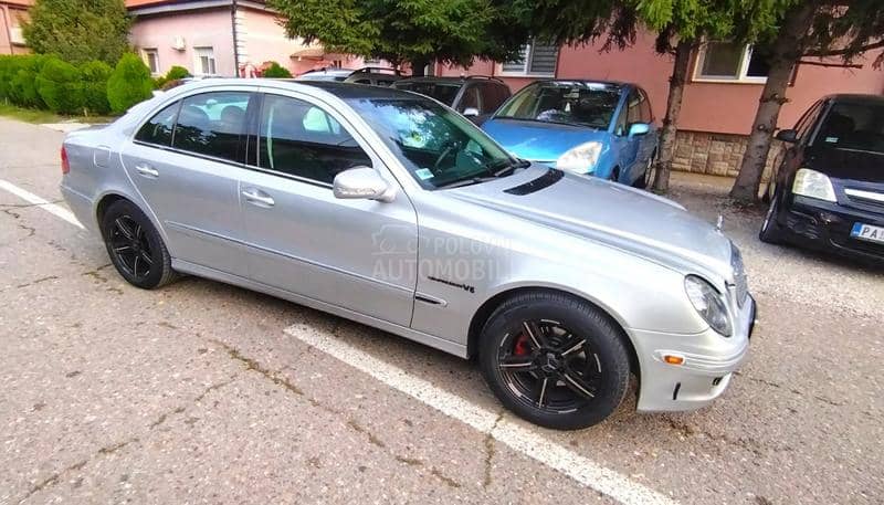 Mercedes Benz E 200 COMPRESSOR