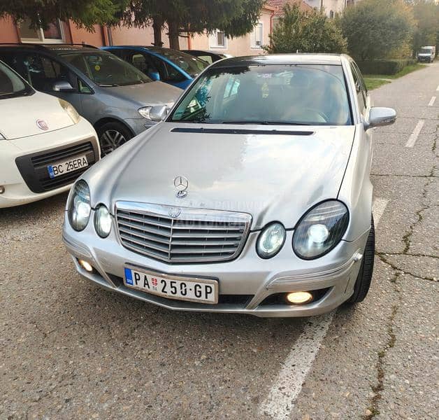 Mercedes Benz E 200 COMPRESSOR