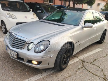 Mercedes Benz E 200 COMPRESSOR