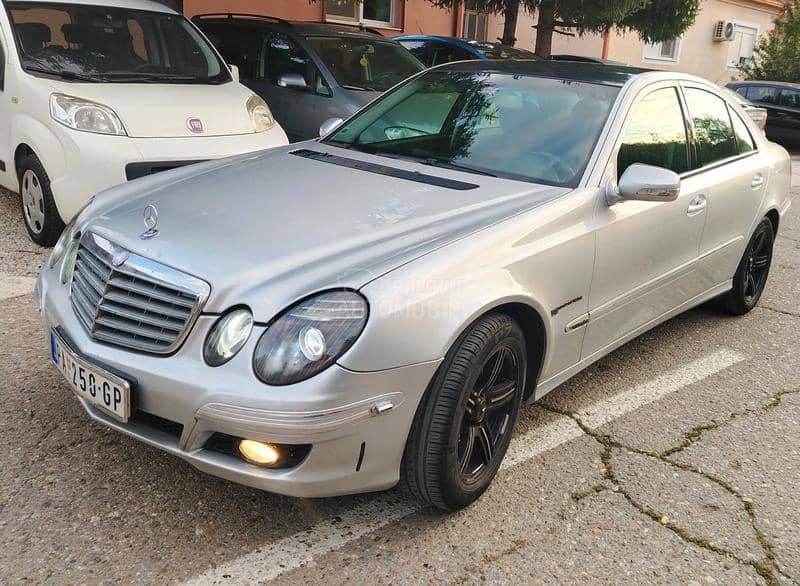 Mercedes Benz E 200 COMPRESSOR