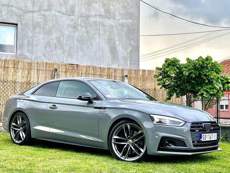 Audi S5 