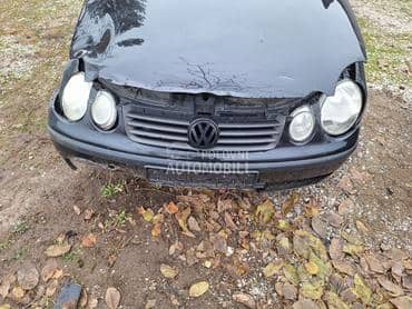 Volkswagen Polo 2004. god. -  kompletan auto u delovima