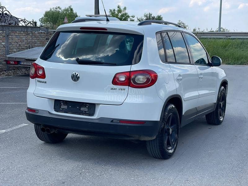 Volkswagen Tiguan 4mot A K C I J A