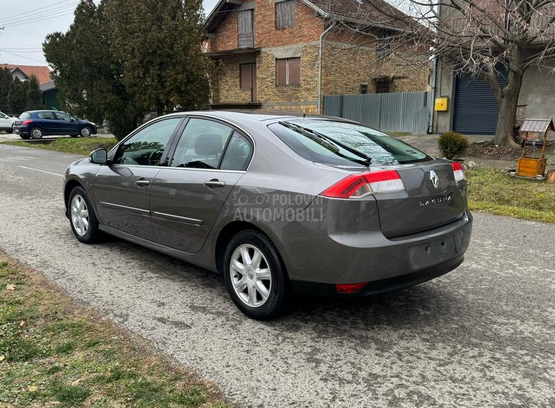 Renault Laguna 1.6 EVOLUTION