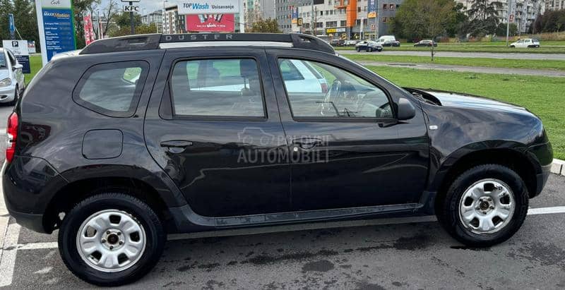 Dacia Duster 1.5DCI-Laureat-4WD