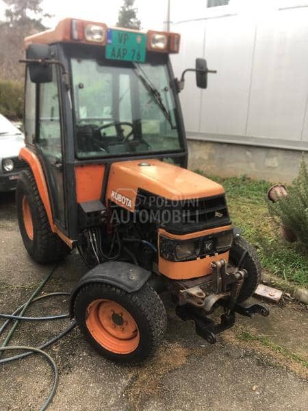 Kubota Sta30, sa raonikom