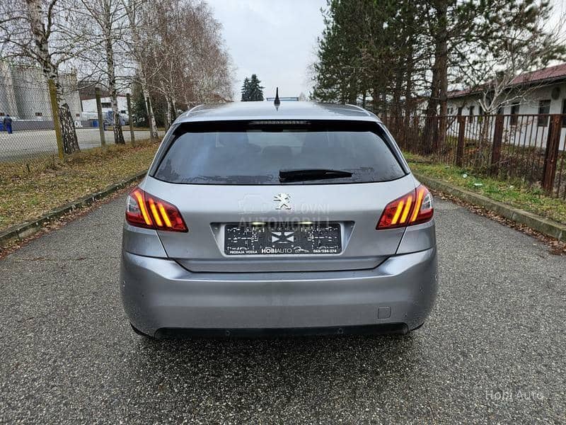 Peugeot 308 1.6B  GT LINE