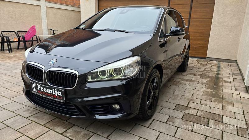 BMW 220 D SPORT LINE