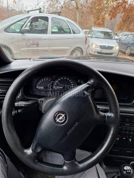 Opel Vectra B 1.6 16v