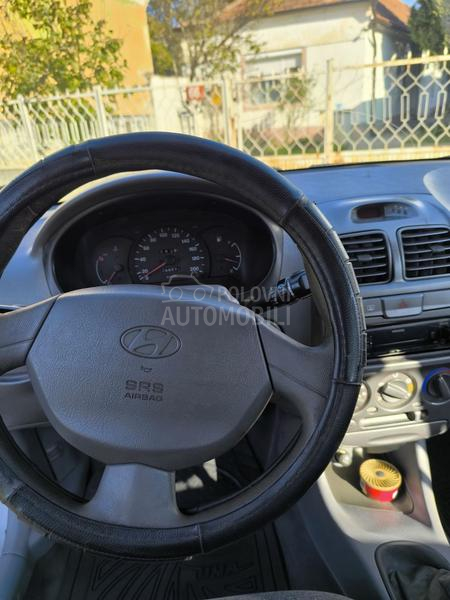 Hyundai Accent 1.3