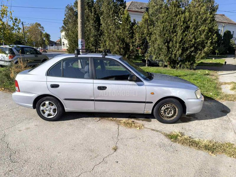 Hyundai Accent 1.3