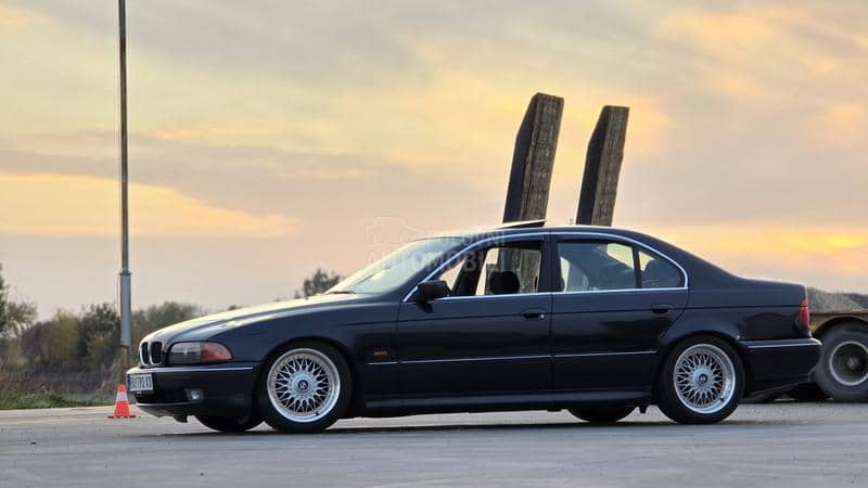 BMW 523 523i Sport