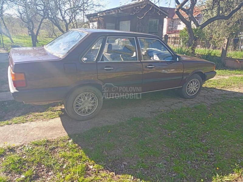 Audi 80 