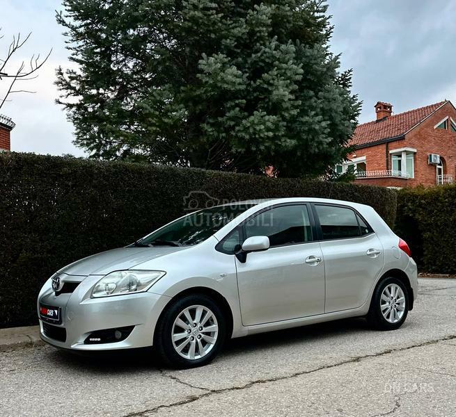 Toyota Auris D 4D LUNA CH