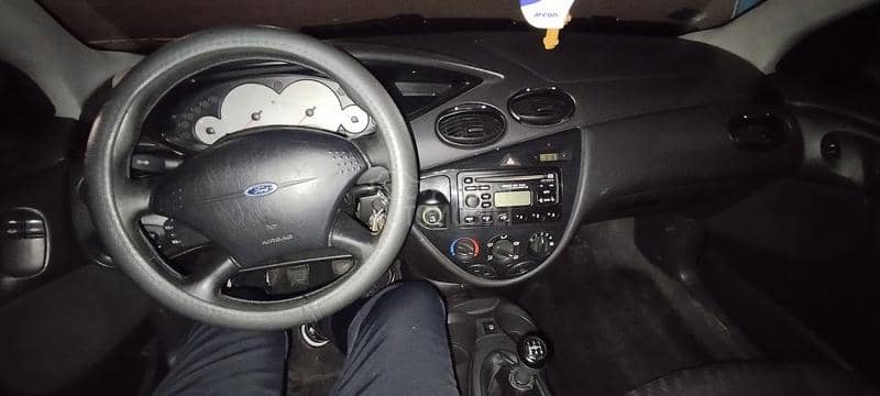 Ford Focus 1.6 16V