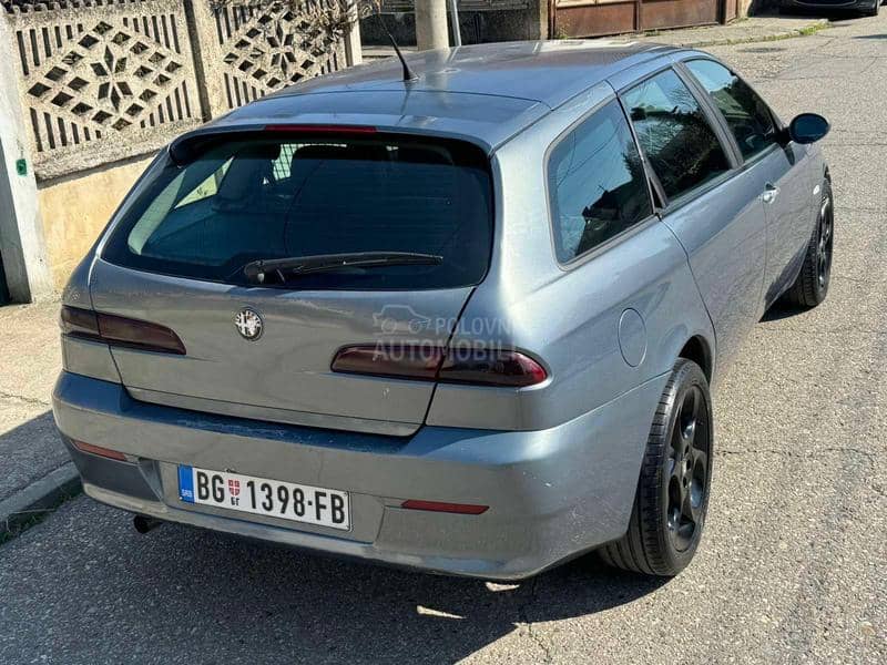 Alfa Romeo 156 