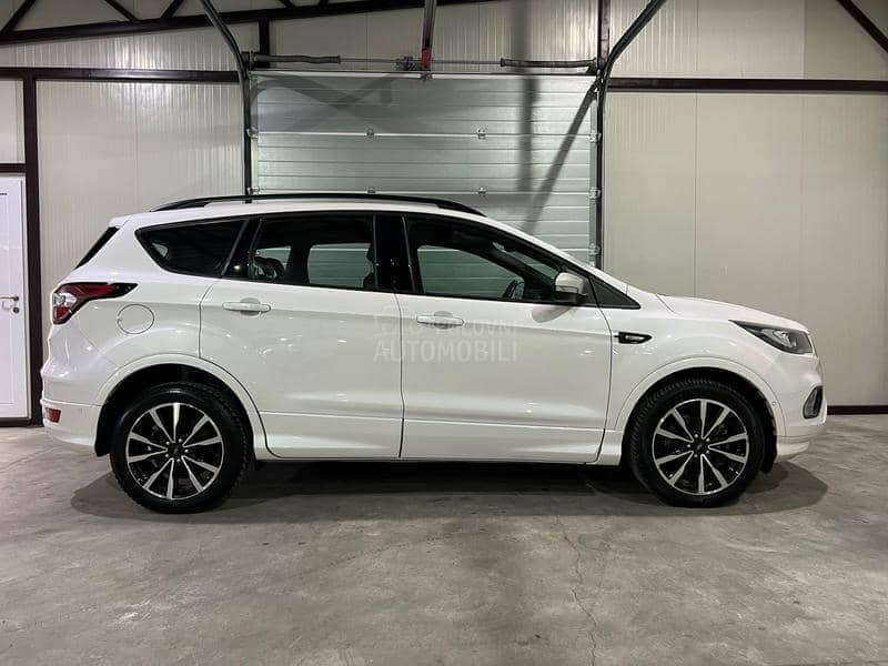 Ford Kuga ST line 4x4