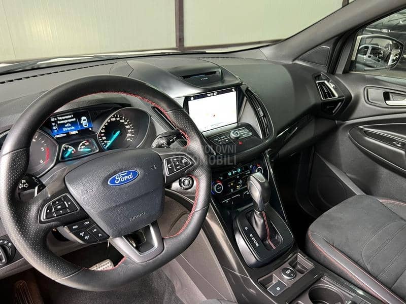 Ford Kuga ST line 4x4