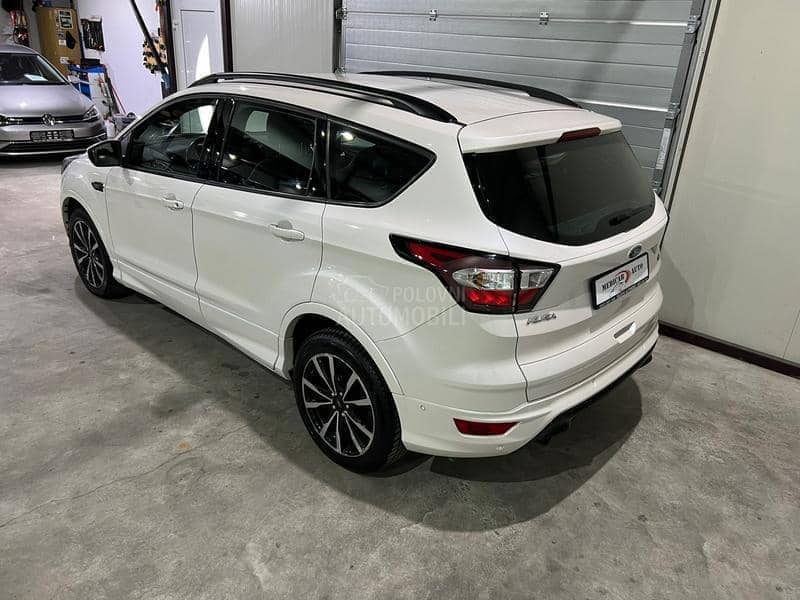 Ford Kuga ST line 4x4