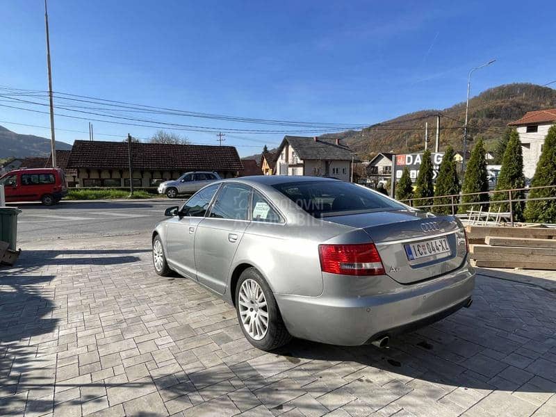 Audi A6 2.4 V6 MULTITRONIC