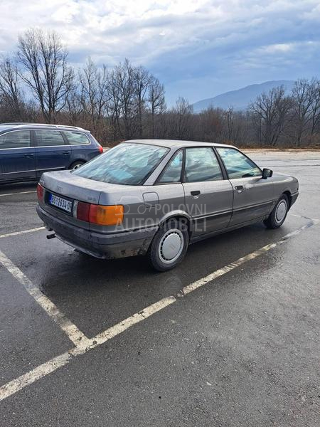 Audi 80 