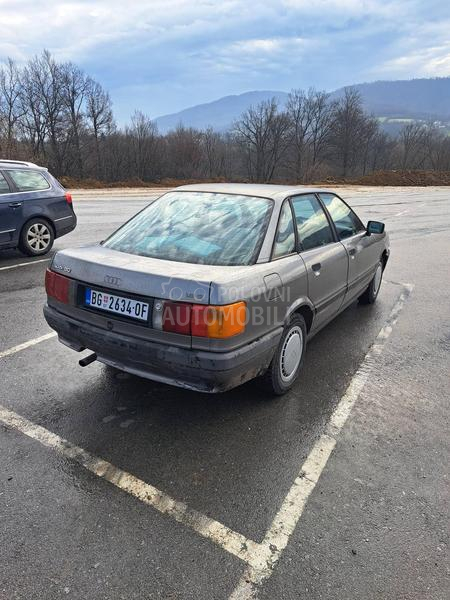 Audi 80 