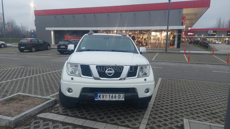 Nissan Navara 