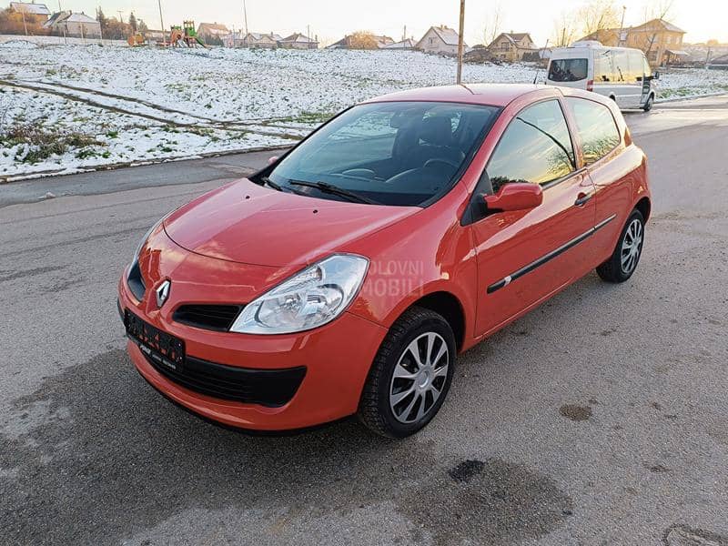 Renault Clio 1.2 TOOP