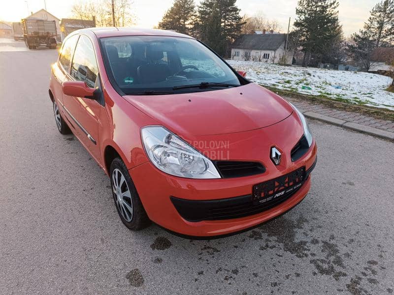 Renault Clio 1.2 TOOP