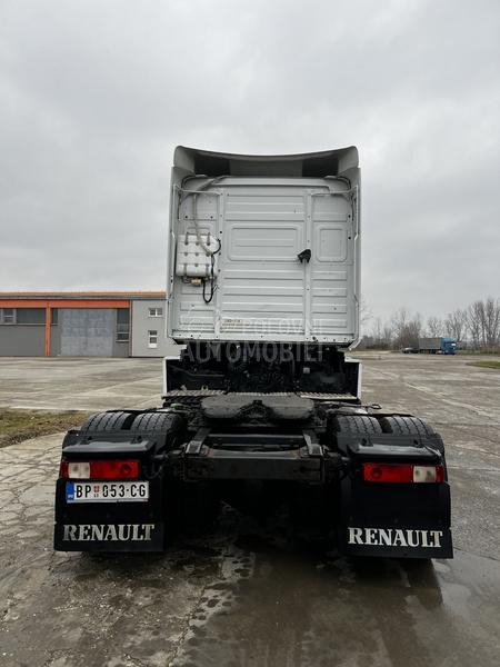 Renault Magnum