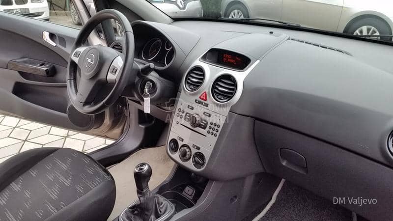 Opel Corsa D 1.2 SEKV.PL/0DLIČNA