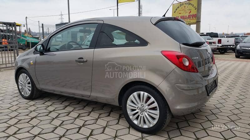 Opel Corsa D 1.2 SEKV.PL/0DLIČNA