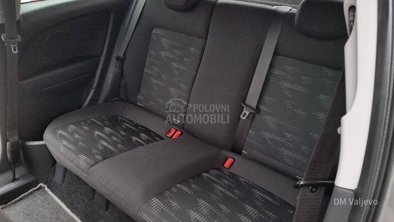 Opel Corsa D 1.2 SEKV.PL/0DLIČNA